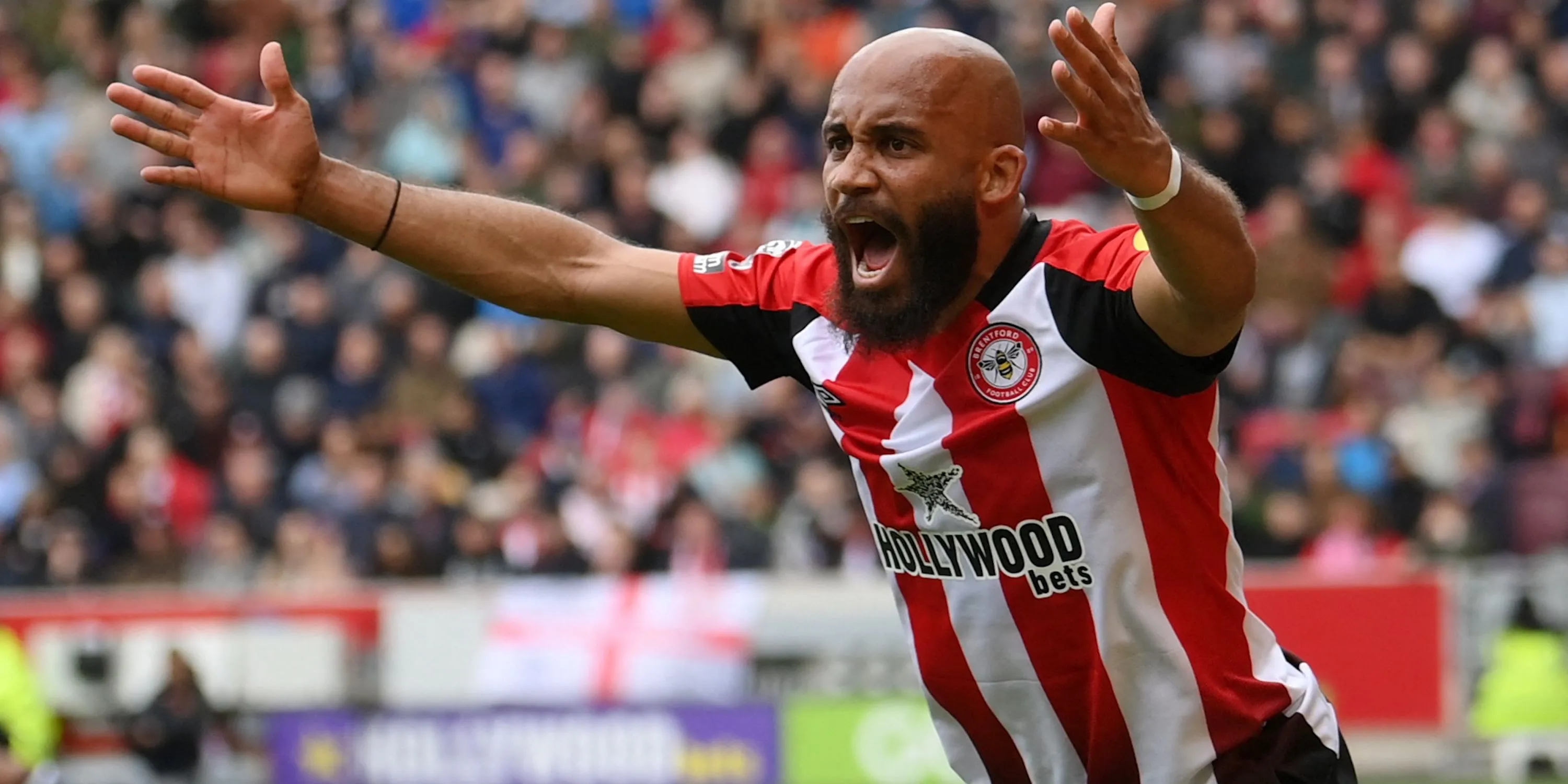 Cầu thủ Bryan Mbeumo của Brentford đang thể hiện cảm xúc