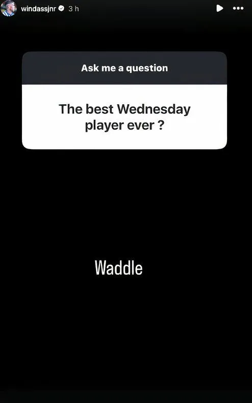Chris Waddle thi đấu cho Sheffield Wednesday