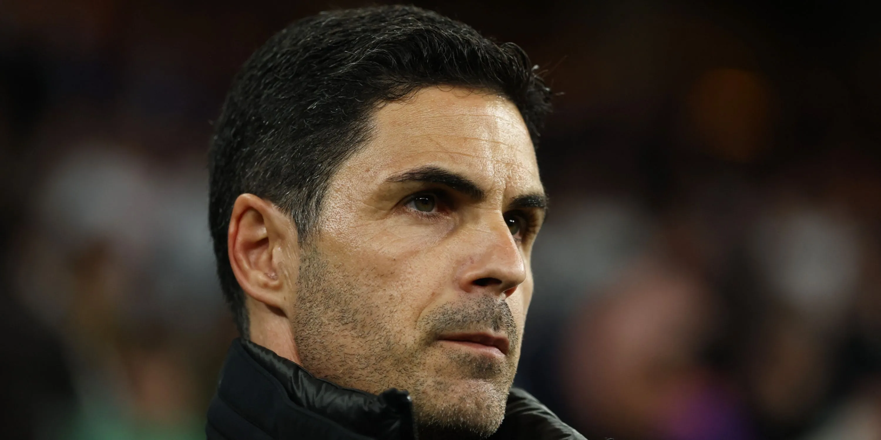 HLV Mikel Arteta của Arsenal lộ vẻ thất vọng sau những kết quả không như ý tại Premier League