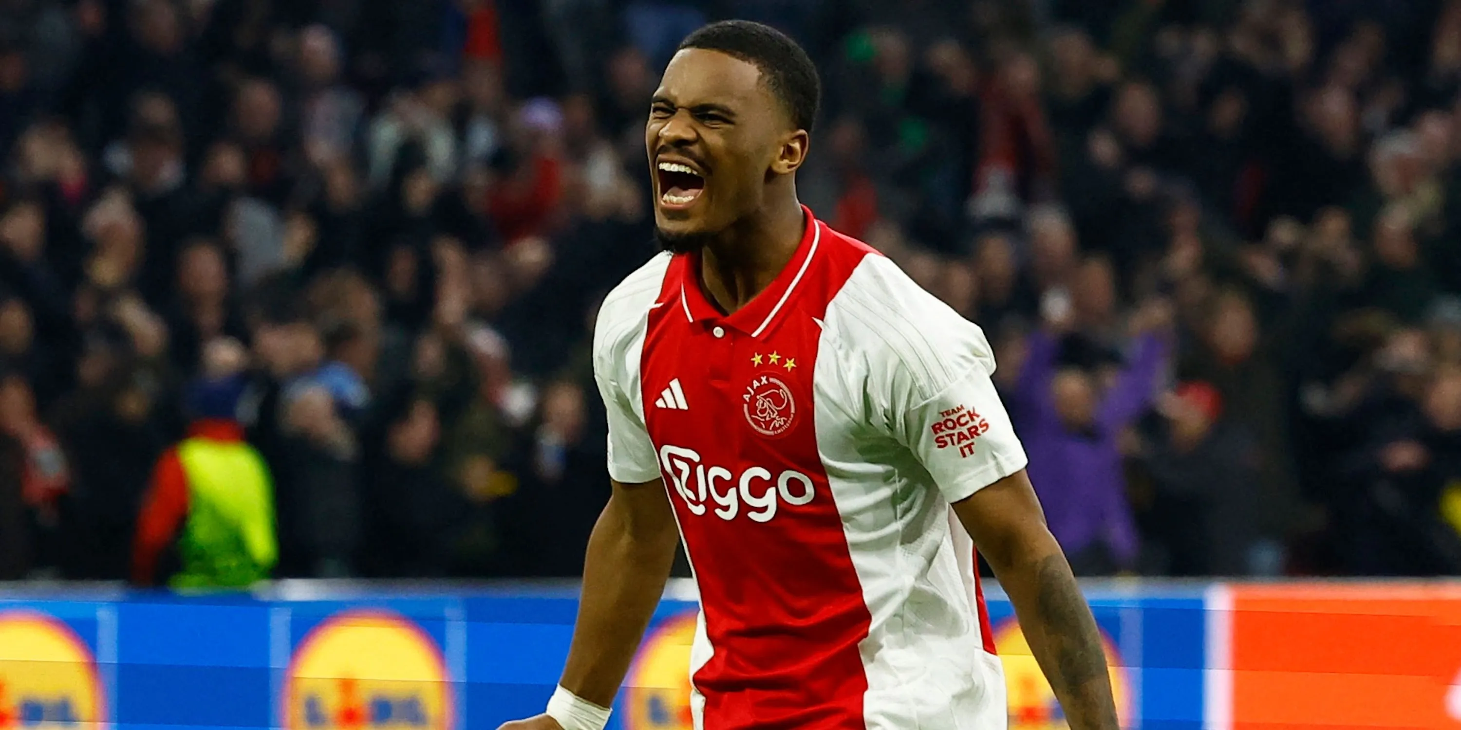 Jorrel Hato ăn mừng cùng Ajax Amsterdam, trung vệ trẻ Ajax Amsterdam, mục tiêu chuyển nhượng tiềm năng của Chelsea
