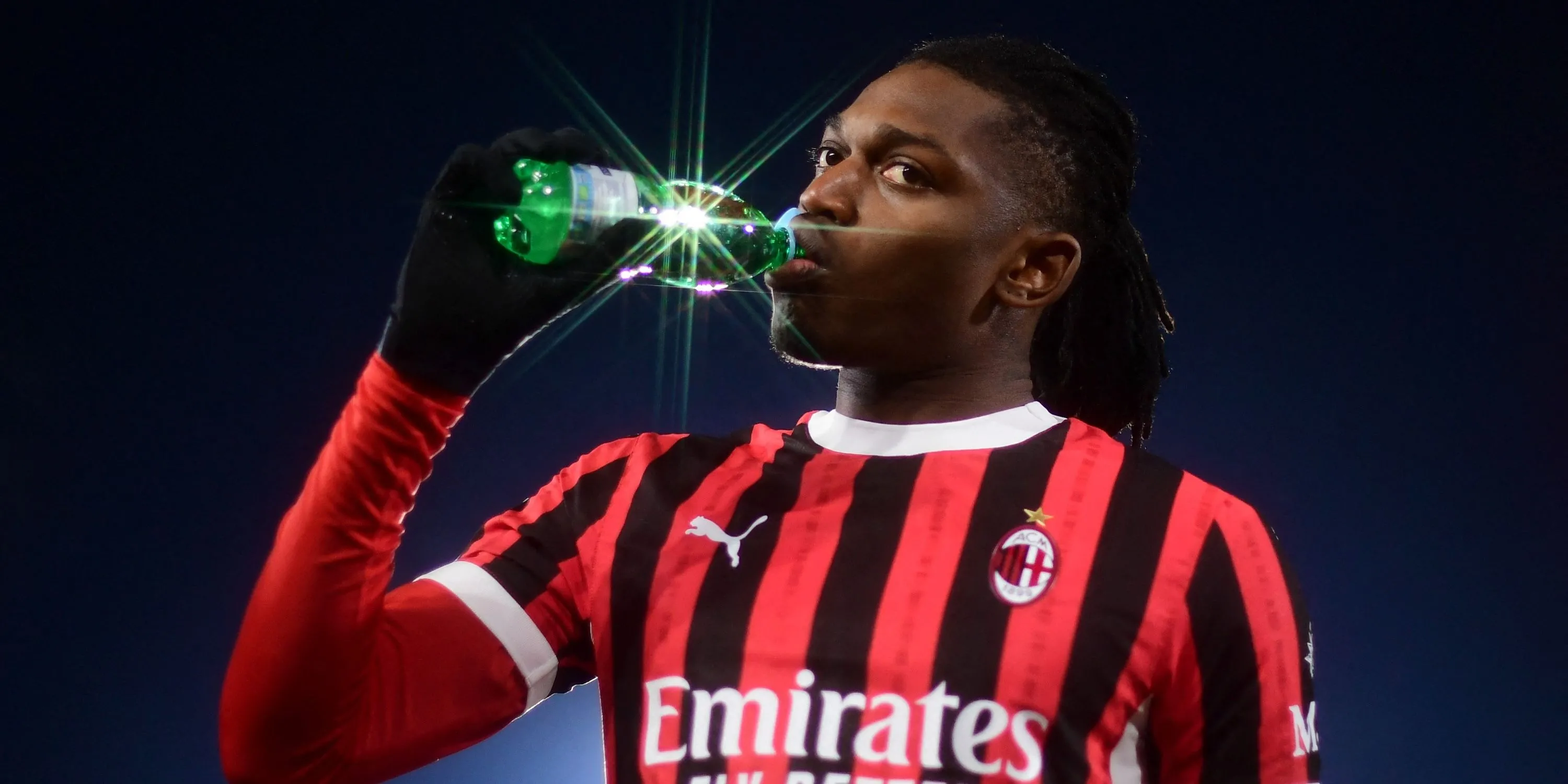 Rafael Leao ăn mừng bàn thắng cho AC Milan, ngôi sao đang được Chelsea săn đón