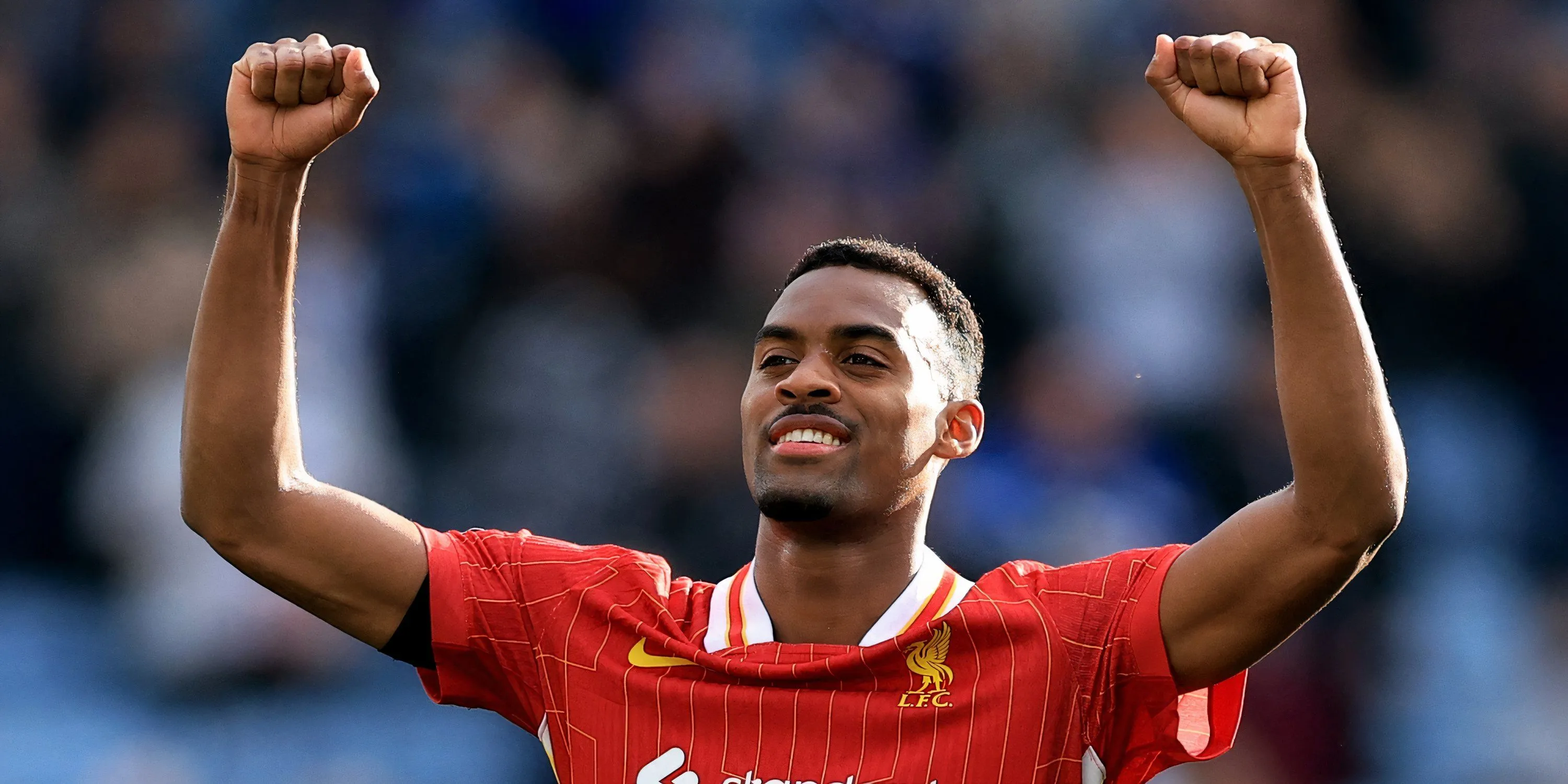 Ryan Gravenberch tiền vệ Liverpool thi đấu nổi bật dưới thời Arne Slot