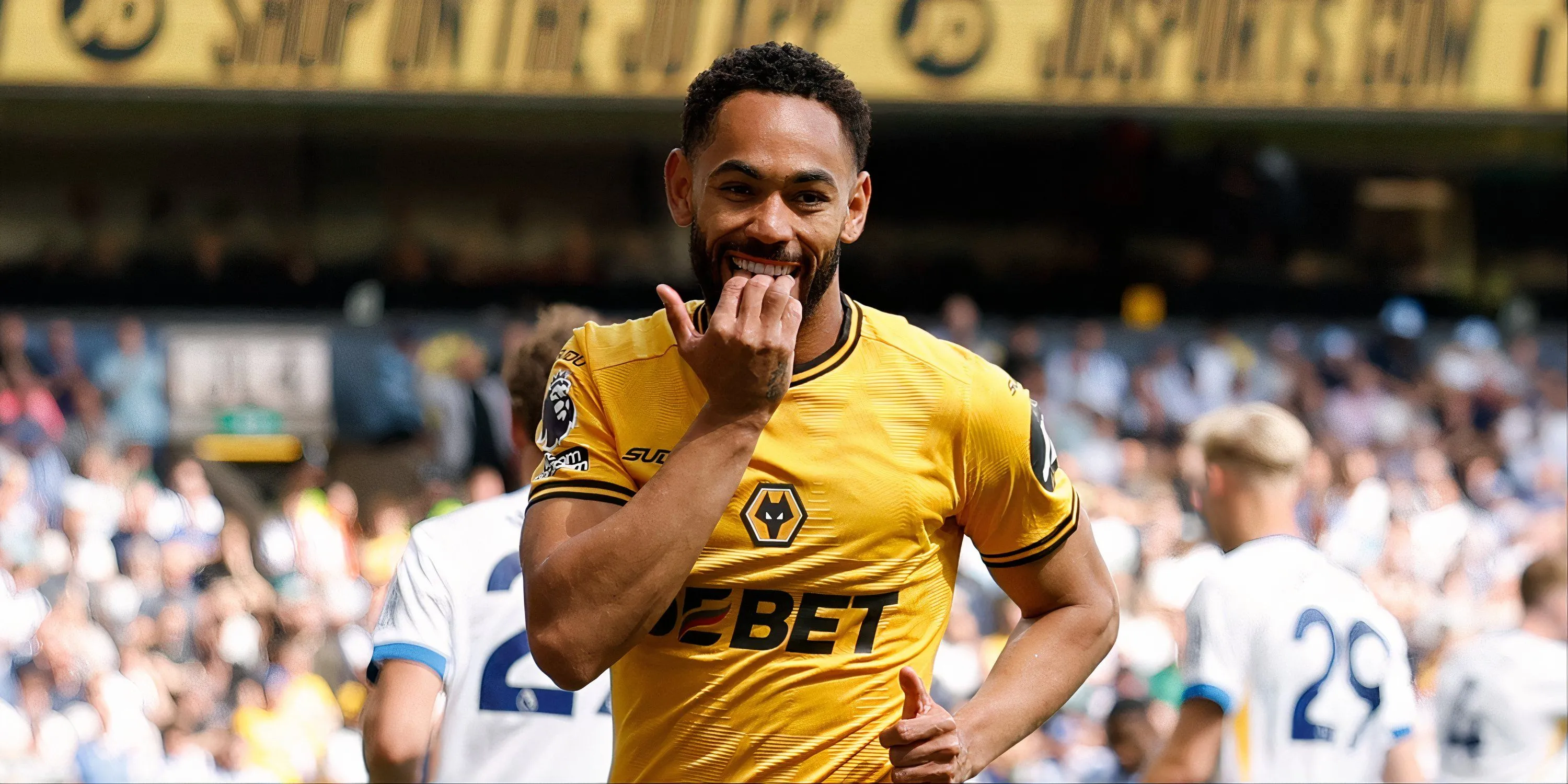 Tiền đạo Matheus Cunha của Wolves sắp chuyển đến Manchester United