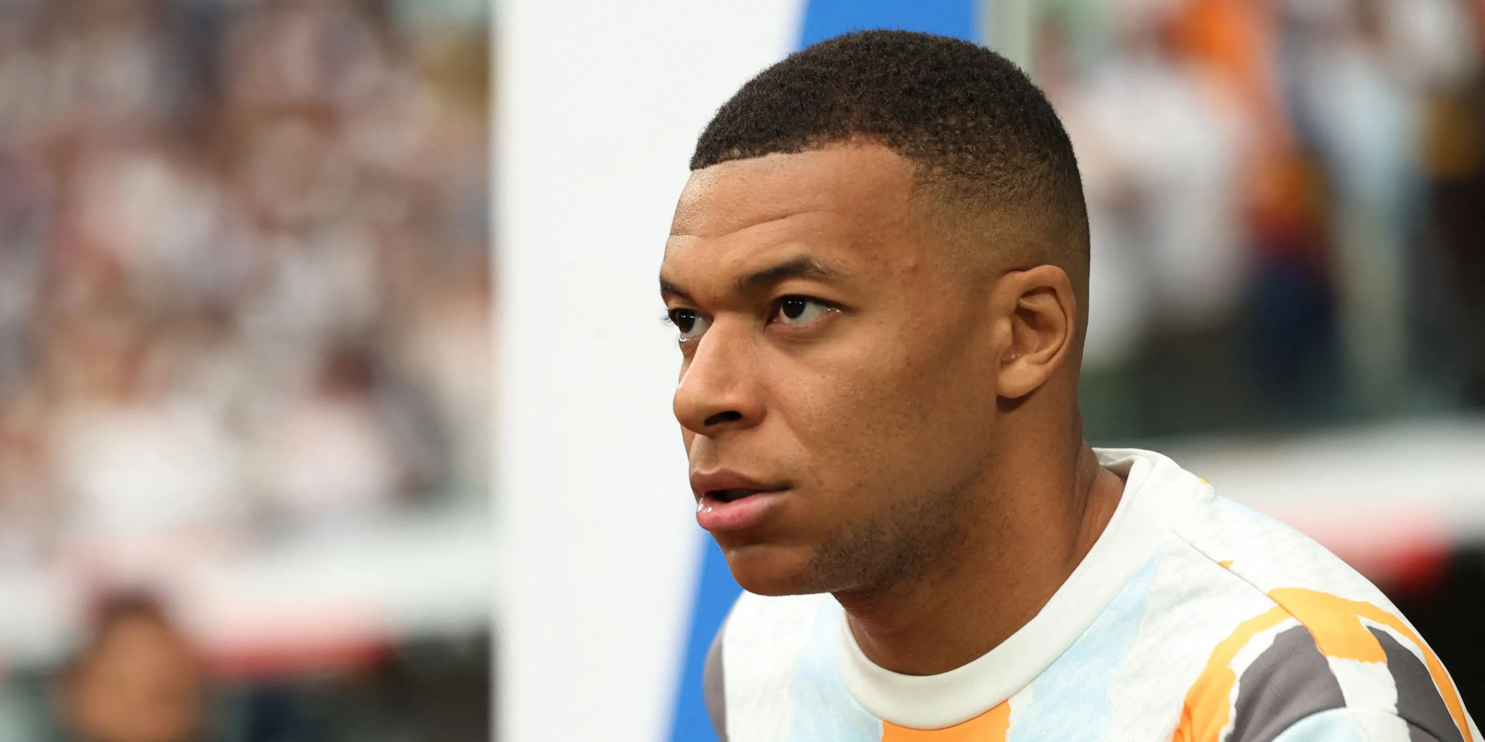 Siêu sao Kylian Mbappé trong màu áo Real Madrid