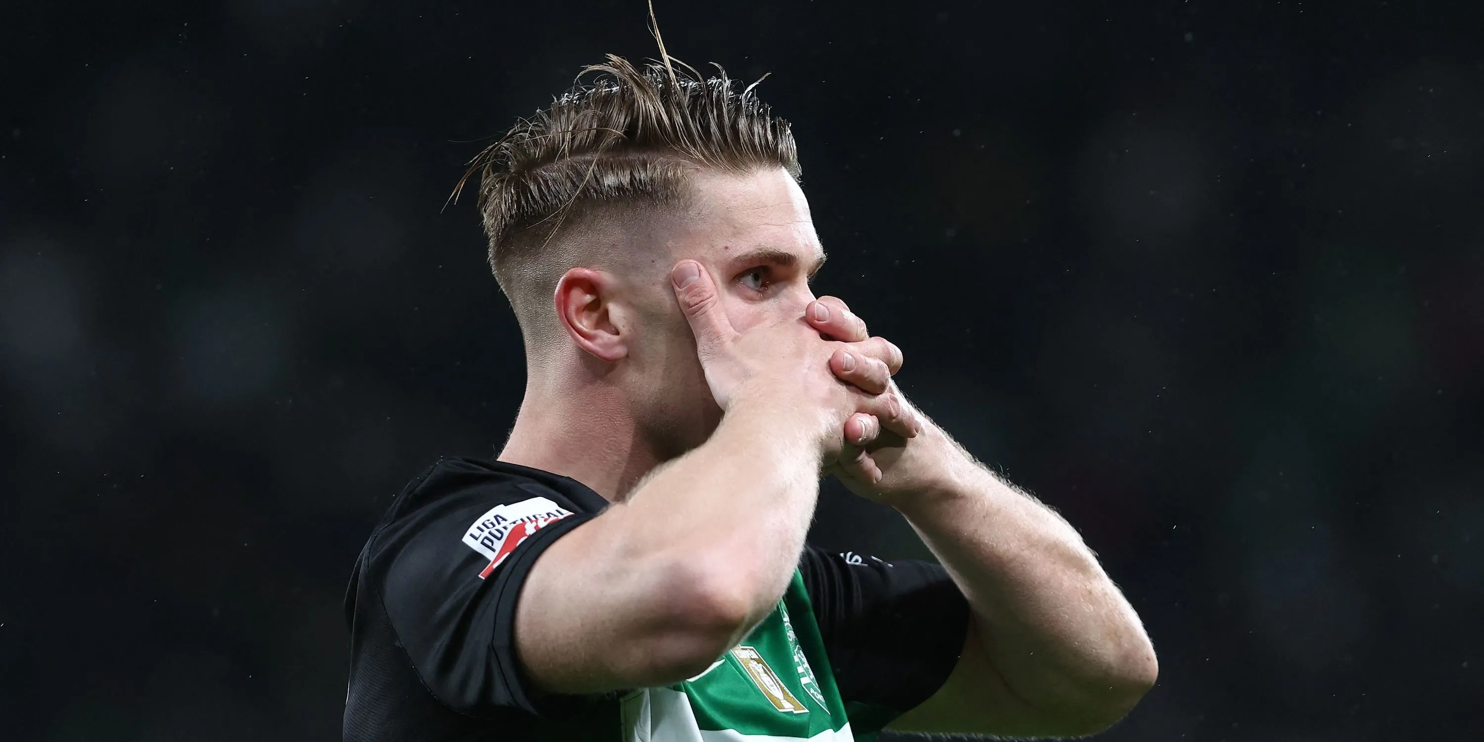 Tiền đạo Viktor Gyokeres ăn mừng bàn thắng cho Sporting CP, mục tiêu chuyển nhượng của Liverpool