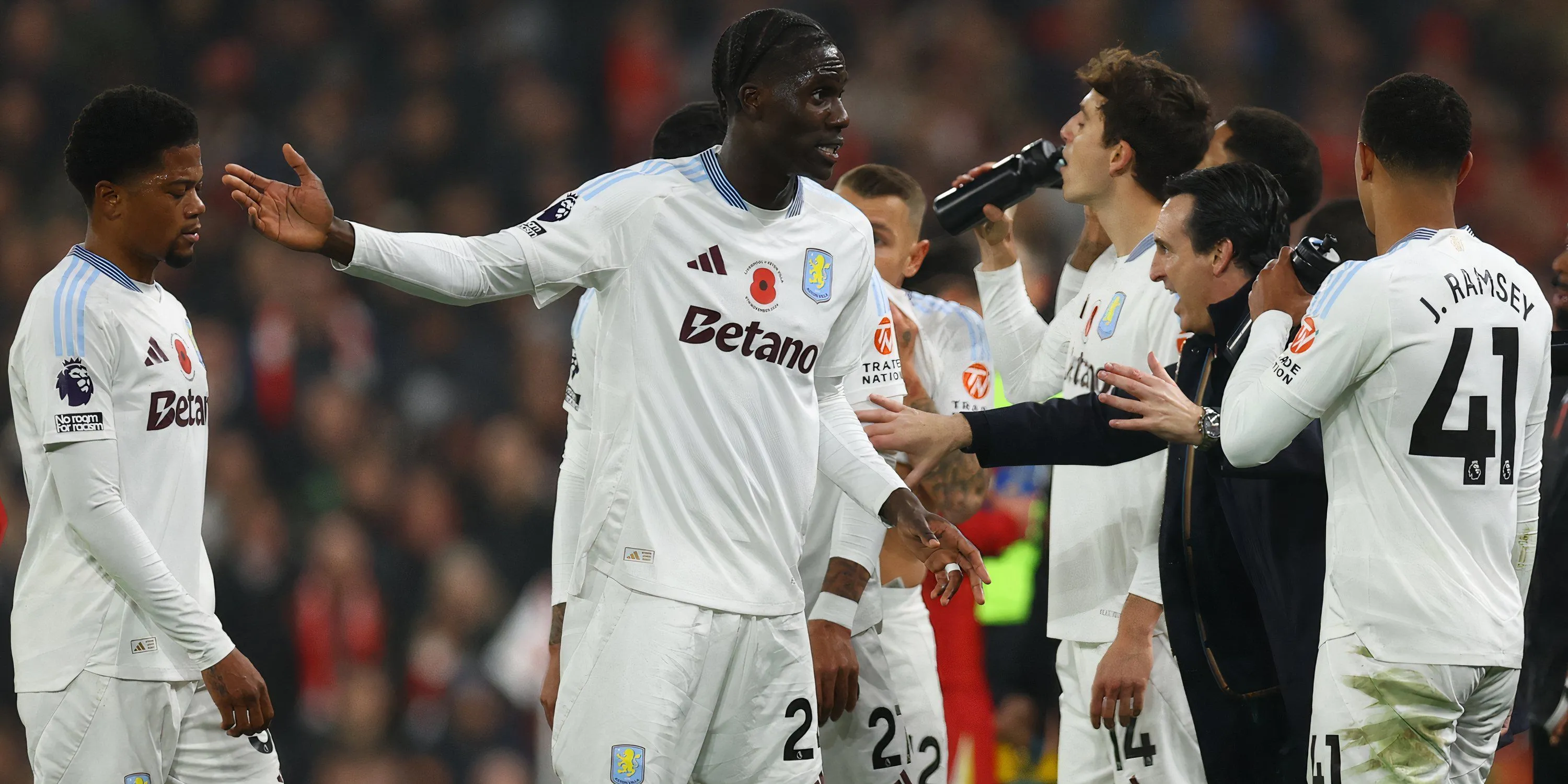 Tiền vệ Amadou Onana, bản hợp đồng từ Everton cho Aston Villa