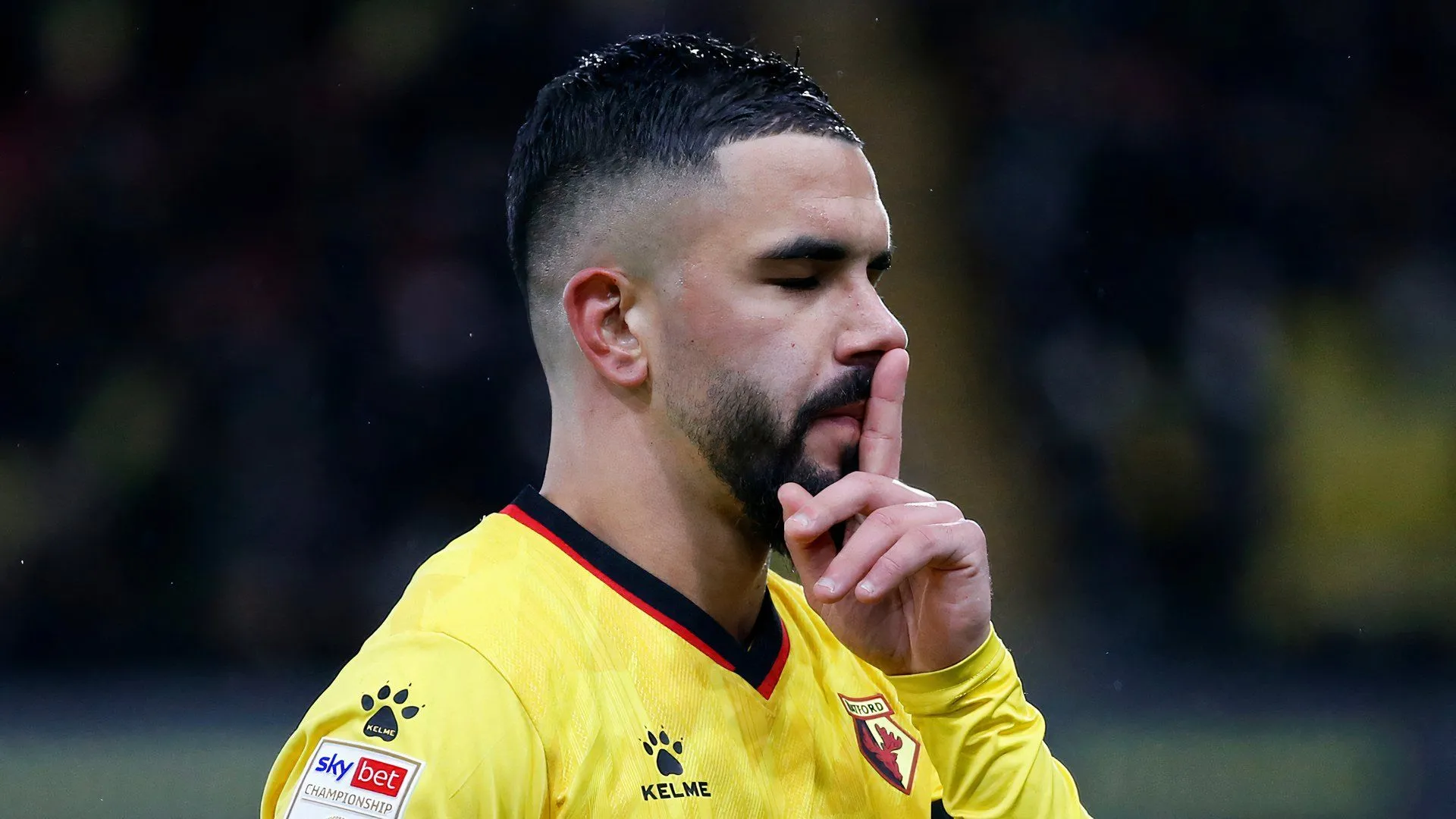 Tiền vệ Imran Louza trong trận đấu của Watford