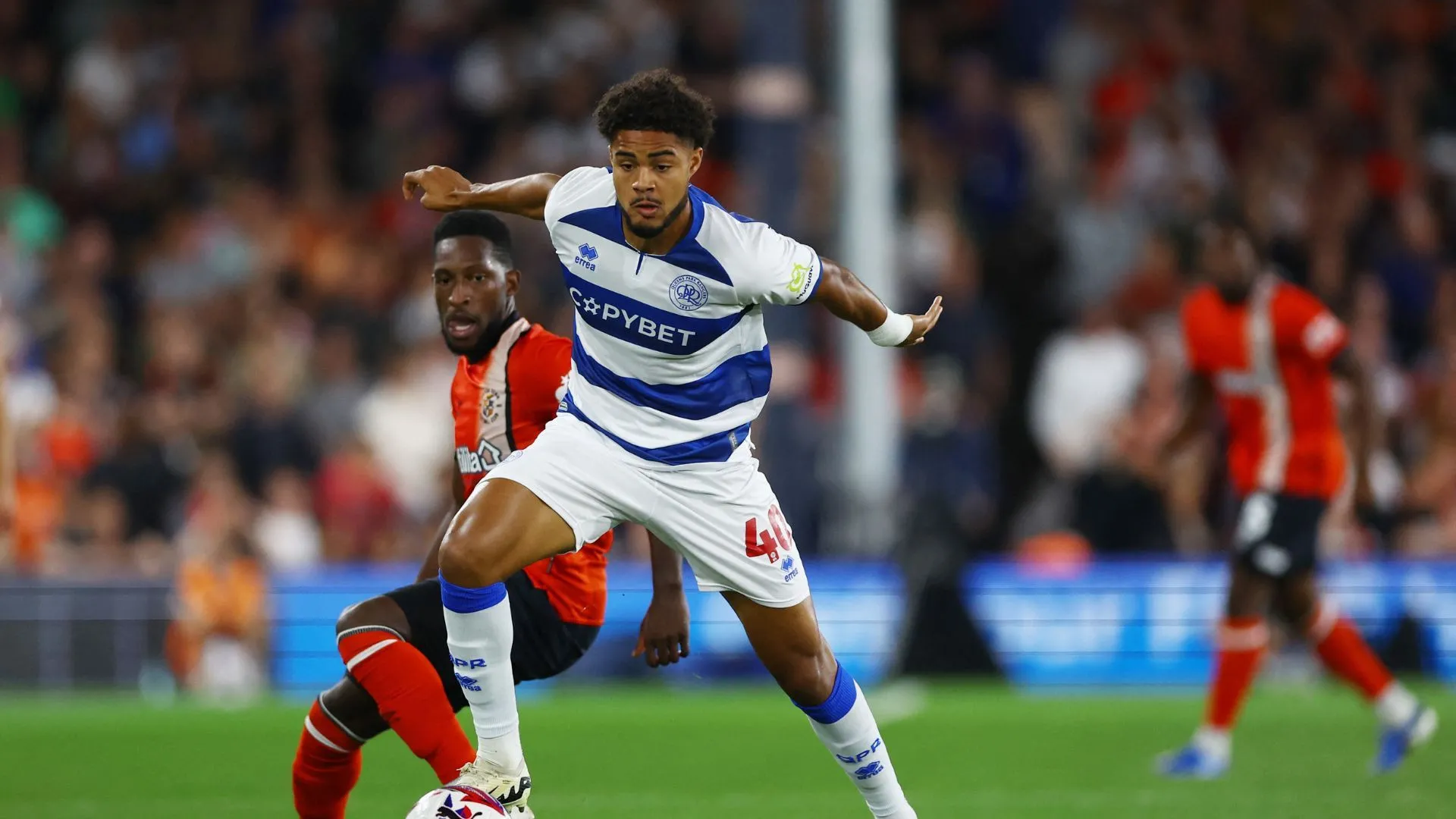 Tiền vệ Jonathan Varane của Queens Park Rangers