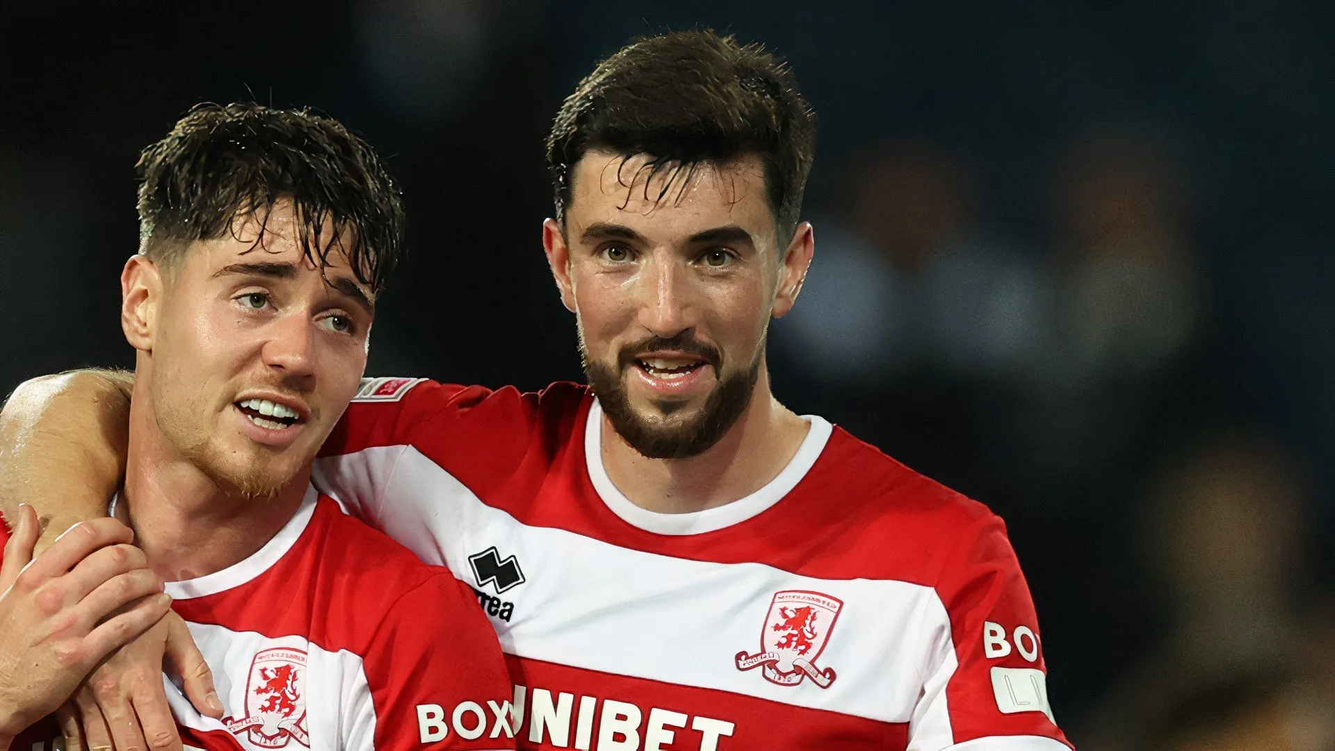 Biểu tượng câu lạc bộ Middlesbrough thể hiện thách thức trong thị trường chuyển nhượng
