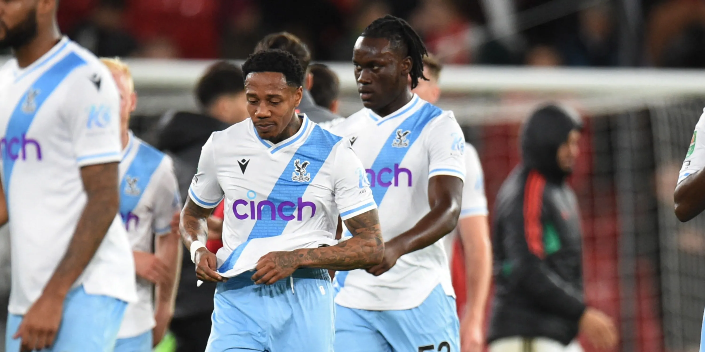 Cầu thủ trẻ David Ozoh của Crystal Palace thi đấu