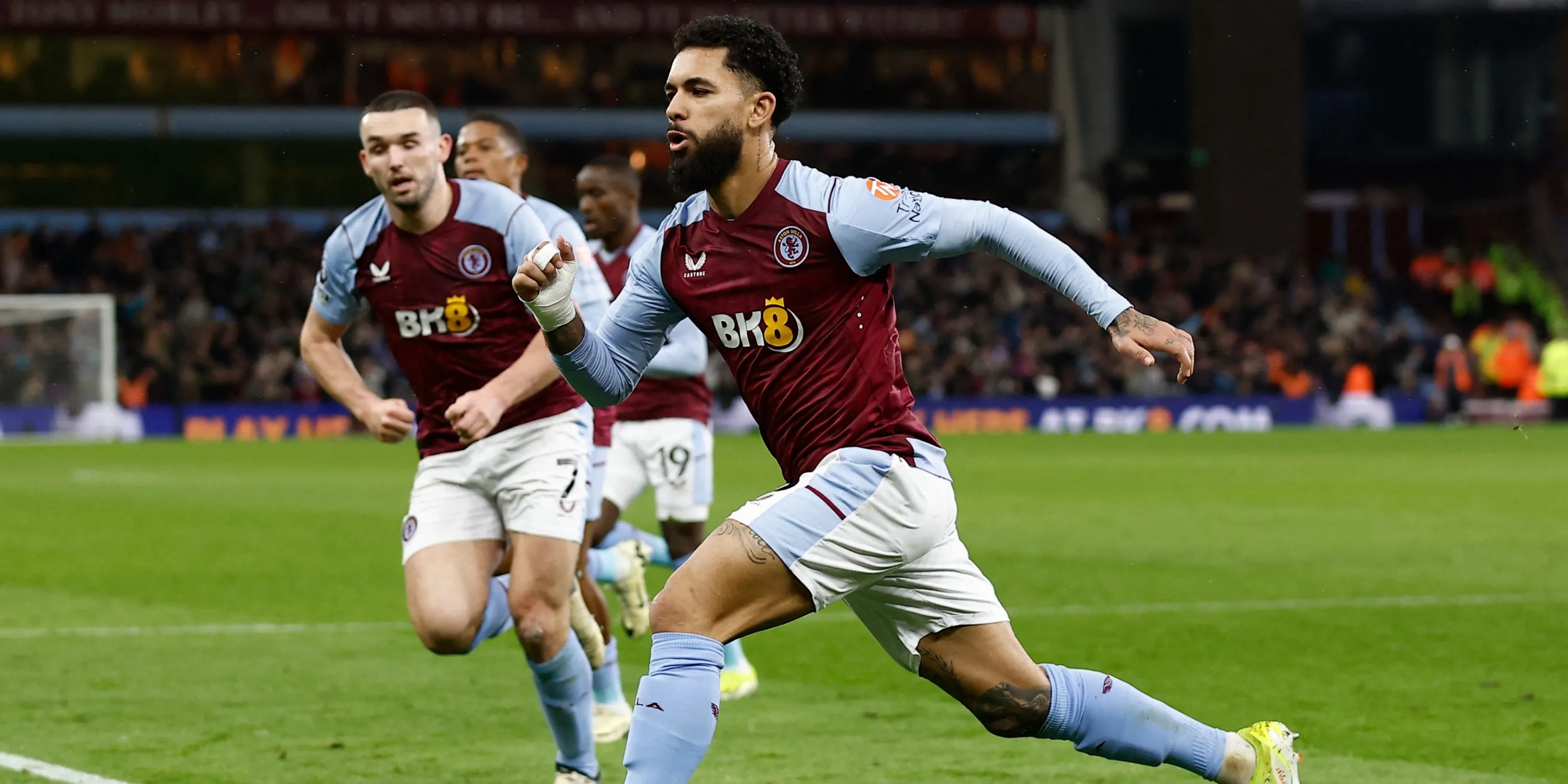 Chân dung Douglas Luiz, tiền vệ đẳng cấp được Everton nhắm đến để nâng cấp đội hình.