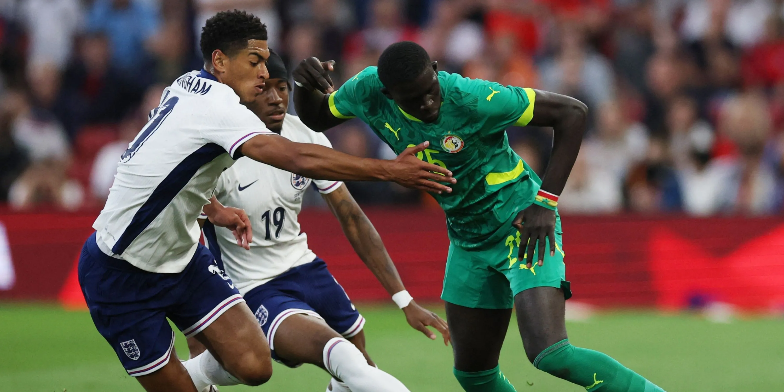 El Hadji Malick Diouf trong màu áo đội tuyển quốc gia Senegal