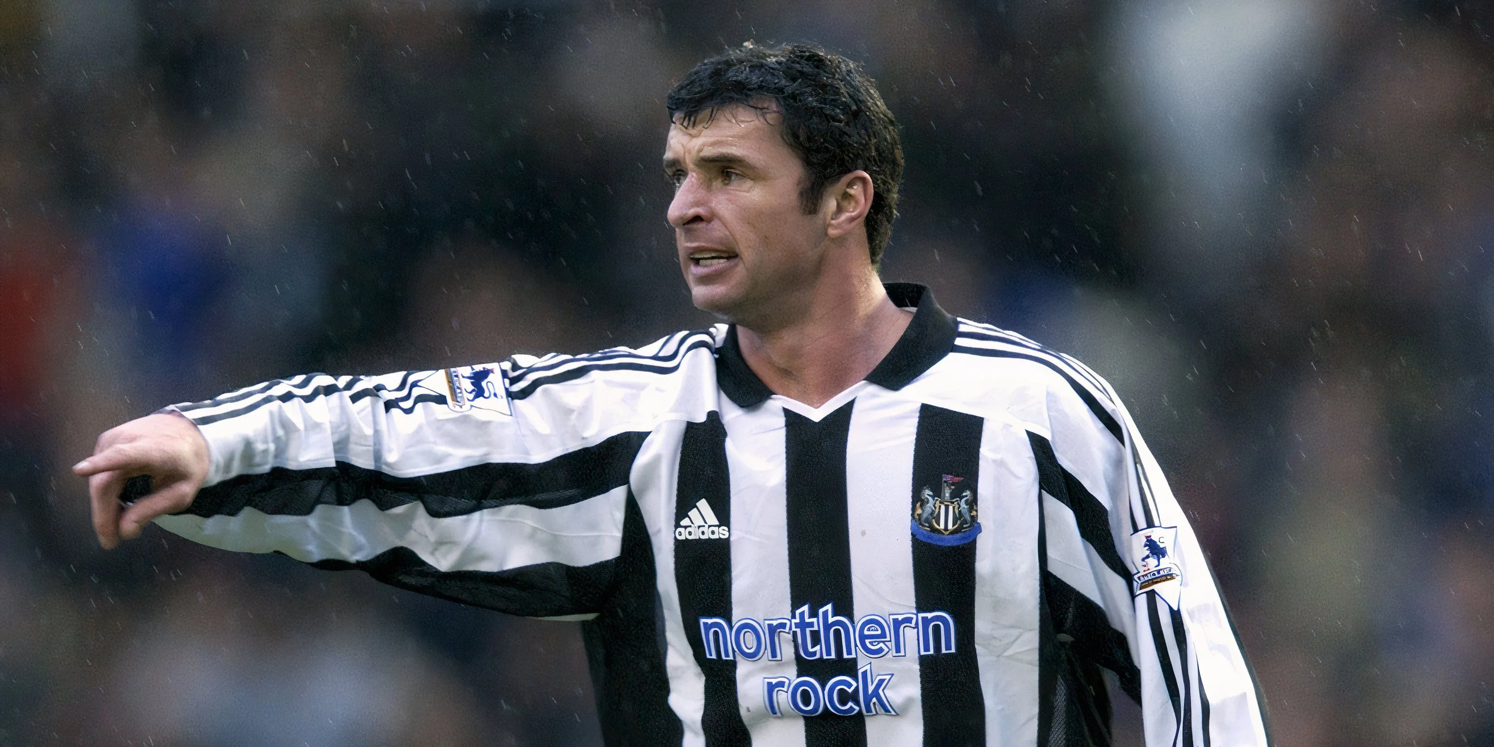 Gary Speed, tiền vệ box-to-box huyền thoại của Leeds United và Newcastle.