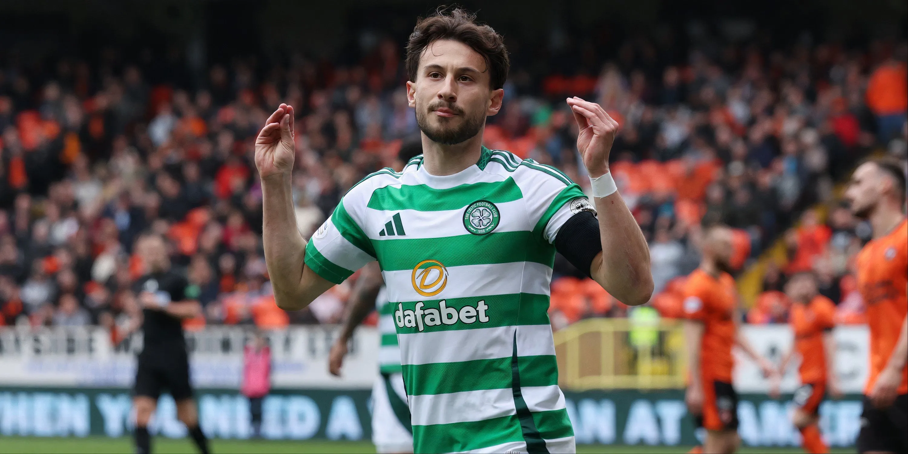 Nicolas Kuhn trong màu áo Celtic thi đấu tại Giải VĐQG Scotland.