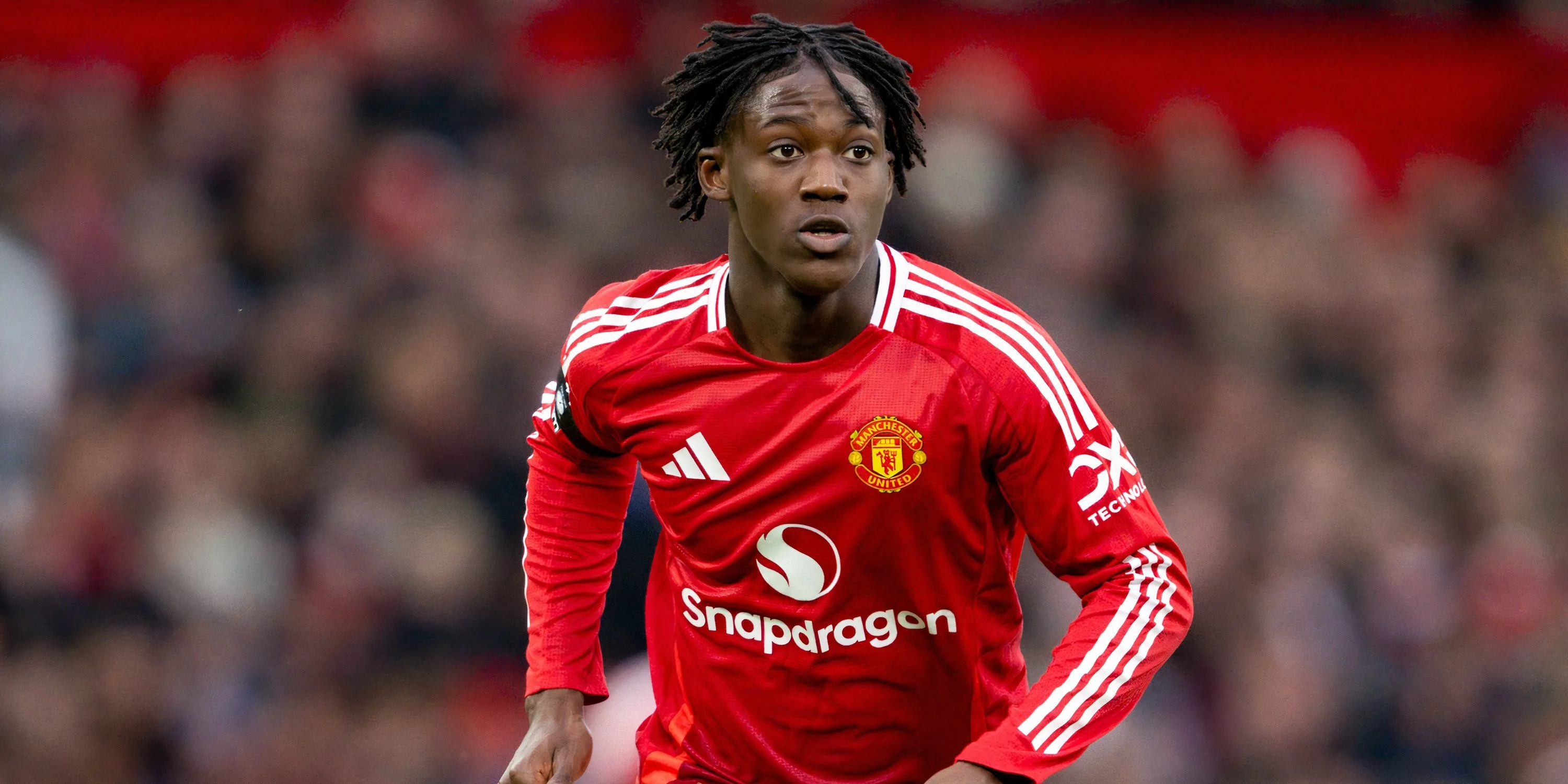 Tiền vệ Kobbie Mainoo thi đấu trong màu áo Manchester United