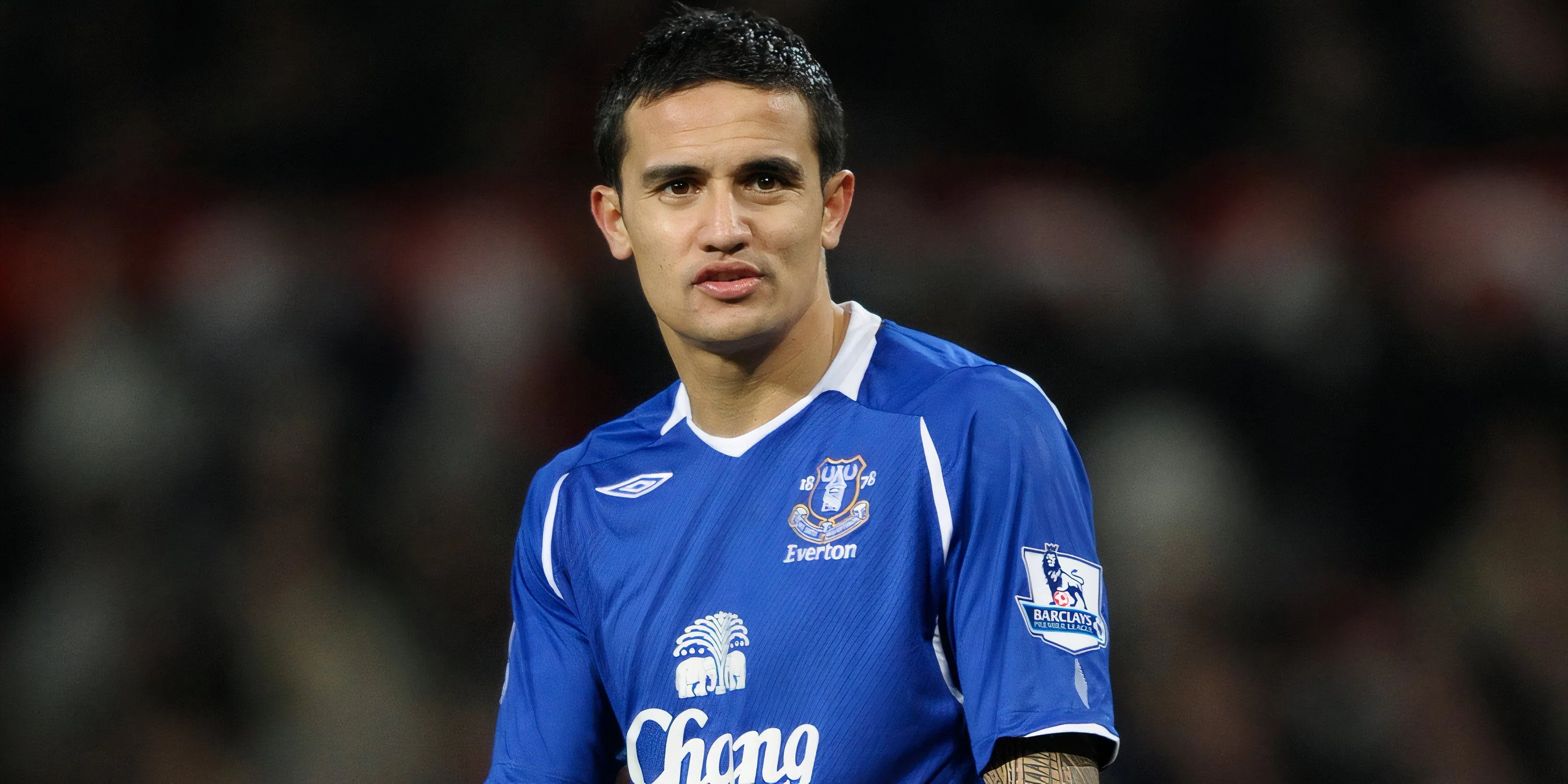 Tim Cahill, tiền vệ người Úc nổi tiếng với khả năng ghi bàn bằng đầu cho Everton.