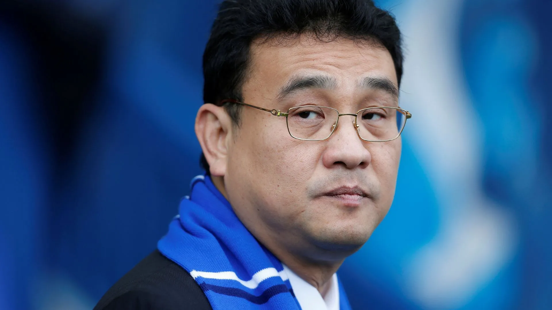 Dejphon Chansiri, Chủ tịch của Sheffield Wednesday, người đang đứng trước áp lực lớn từ người hâm mộ và yêu cầu thay đổi quyền sở hữu CLB.