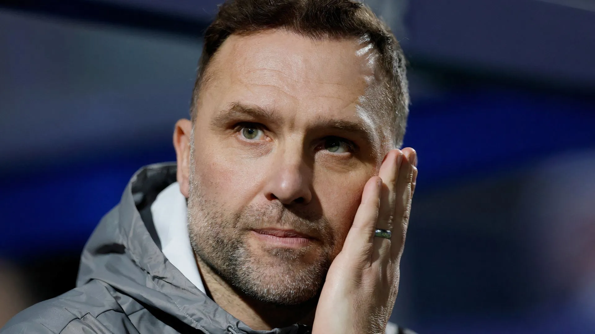 HLV John Eustace của Derby County với những quyết sách chuyển nhượng táo bạo, hướng tới mục tiêu thăng hạng.