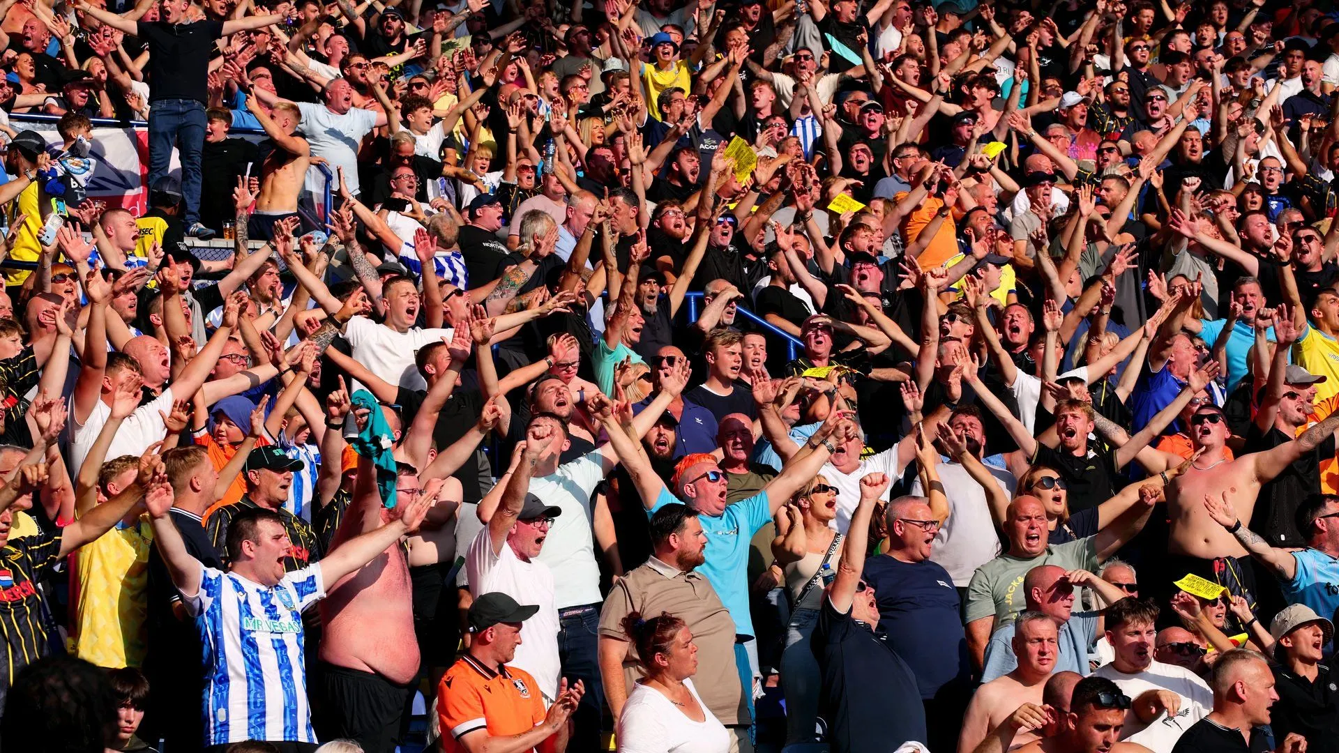 Những CĐV Sheffield Wednesday mong chờ sự thay đổi tích cực tại câu lạc bộ